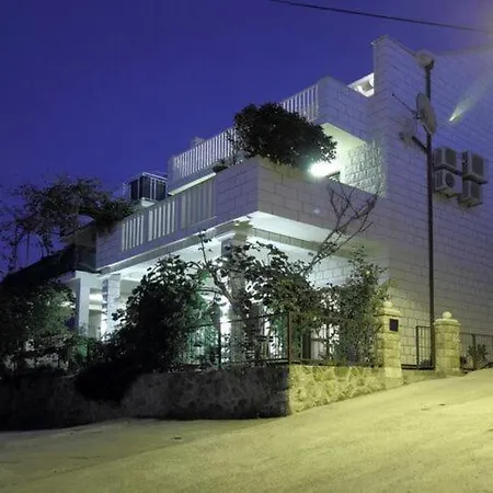 Magda- Backside 4 Appartement Cavtat